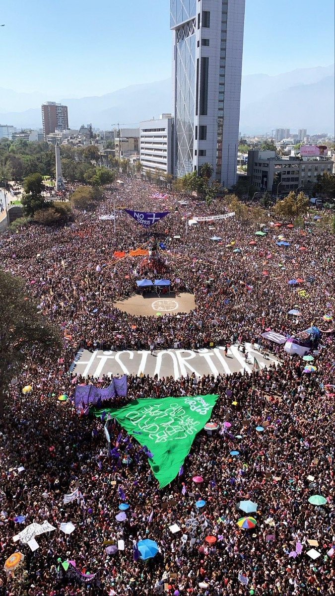 blondieclub's tweet photo. 💚✊🏻 via @subelaradio https://t.co/R8qL492jQH