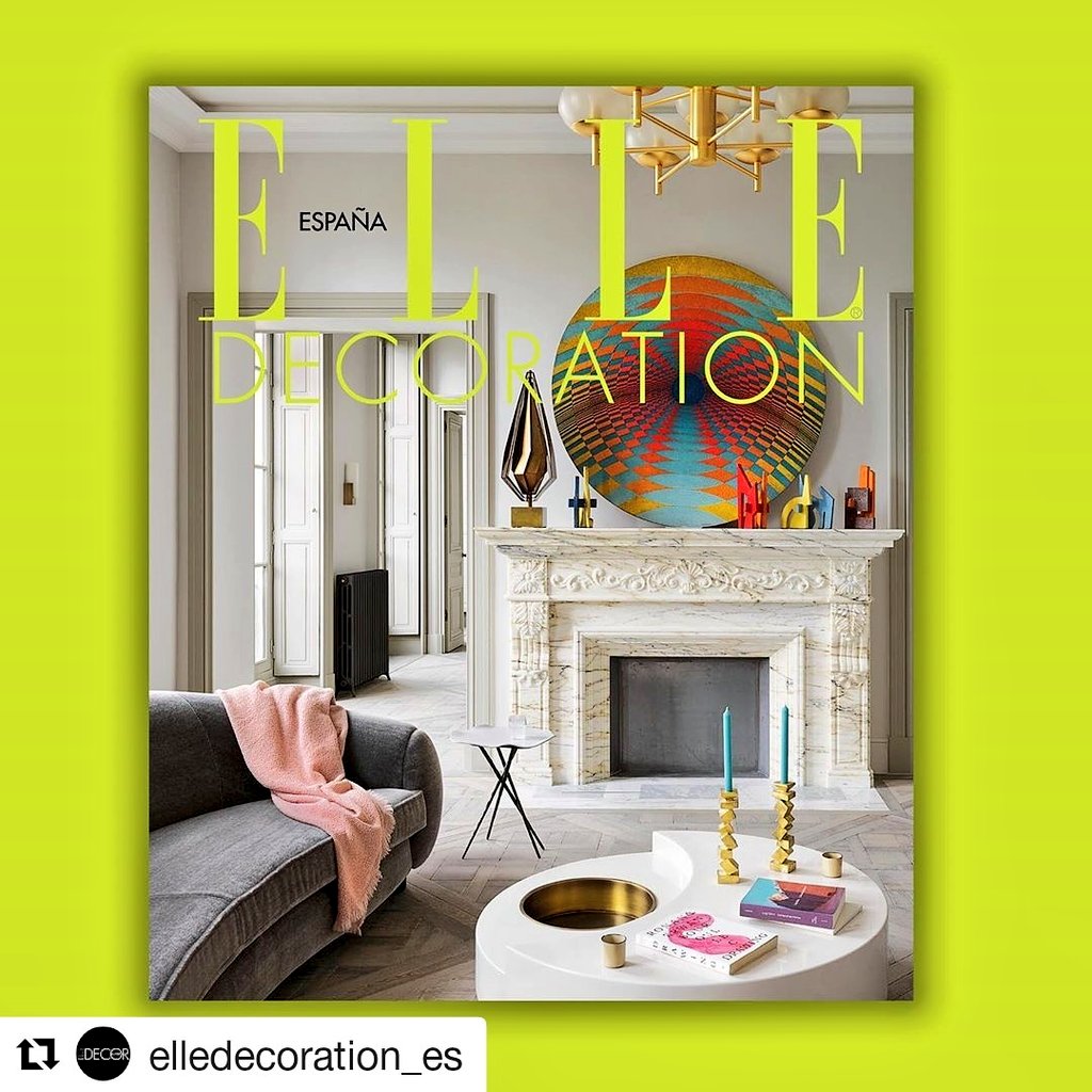 Seco_Goldsmith's tweet photo. A-list  de las decoradoras @sylviamelianrandolph y @victoria.melian . Nuestra Firma de #orfebreria en ELLE . #alist #Sevilla  #Repost @sylviamelianrandolph (@get_repost)
・・・
En #febrero Con @elledecoration_es hemos hecho un recorrido por Sevilla  y sus artesanos https://t.co/3M8w3515On