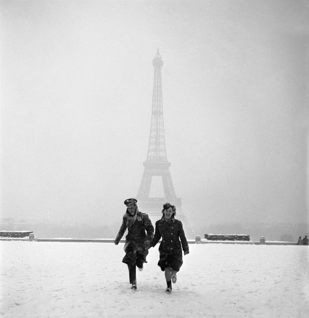 Paris after the Liberation, 1944.
Lee Miller foto.