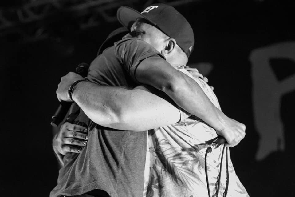 TheElovaters's tweet photo. 🤙OHANA deep. Thank you @pepperlive and @kashdoutmusic for a tour we will never forget. Closin out in Santa Cruz. Shooting the “Let It All Out” music video w/ @bretbollinger and everyone is invited! Then we #steptothelocalmotion one last time we For aSOLD OUT at The Catalyst! https://t.co/REVmrp90YY