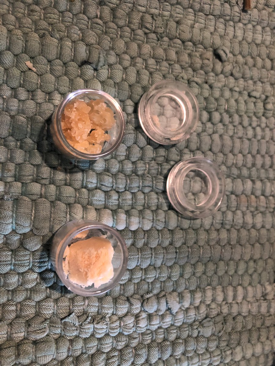 Umbra_TheMonk's tweet photo. Some more gas! #DiamondsForDays #EggshellWhite #CleanDabs https://t.co/ToMgBUDgni