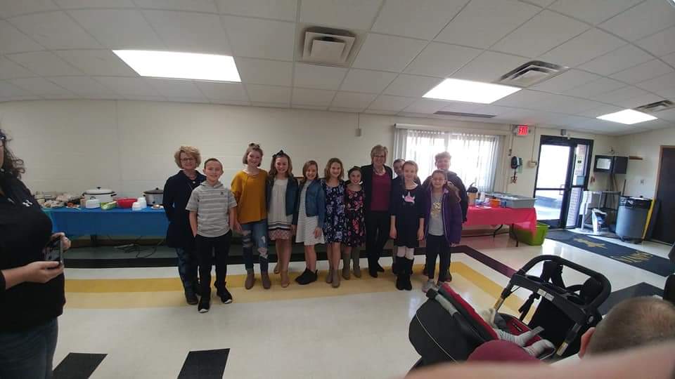 SouthNPQ's tweet photo. Central and South Quaker Leaders helping out at Rainbow Connection!   #experiencenp https://t.co/swYvIzKx0G