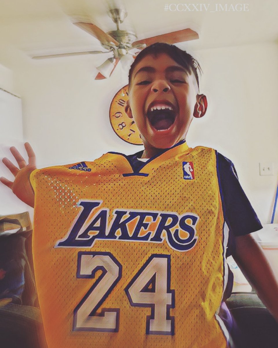 2wo2wentyfo4r's tweet photo. #UAlreadyKnowWhatItIs, #LetsGoย #LakeShow @Lakers #DoItForTheMamba #LongLive
@KobeBryant #Mamba #Mr5RingChamp #Legend #Goat ๐ #TheGreat #RIPMamba #MambaArmy #MambaMentality๐ https://t.co/PkSmC9Rx1U