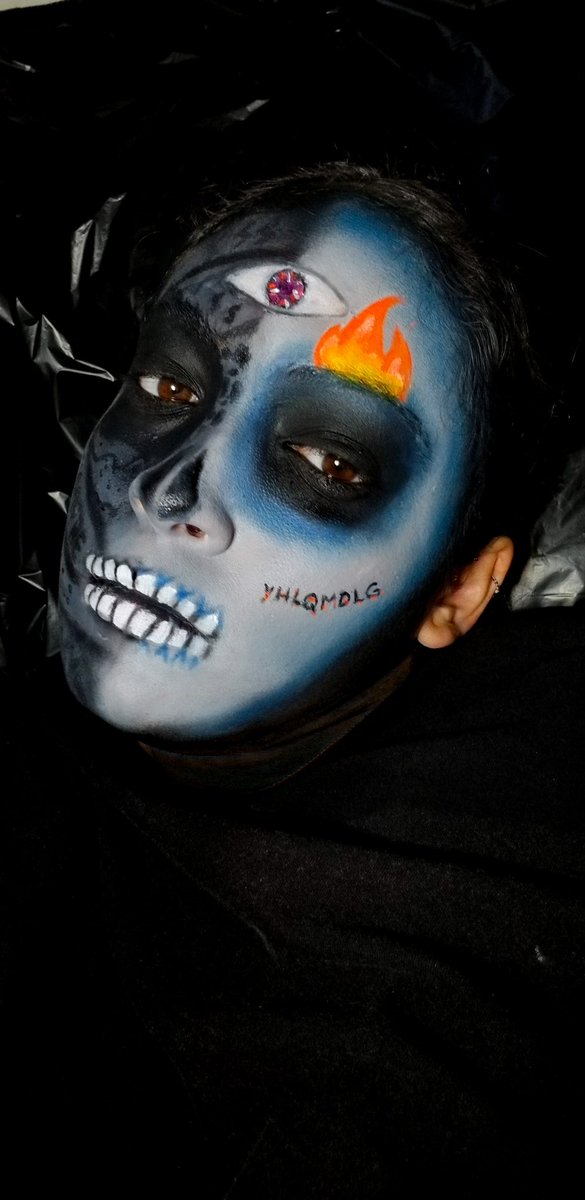 EManzano5's tweet image. YHLQMDLG #X100PRE #BadBunny
