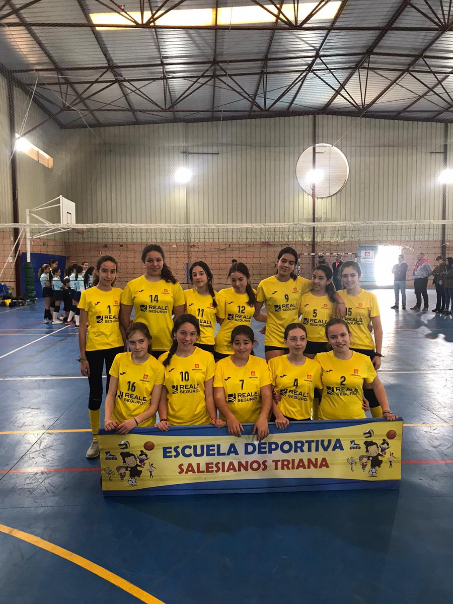 Extraesc's tweet photo. Fin de semana a tope!!! 🏆Con nuestros equipos de fútbol sala, voleibol y gimnasia rítmica participando en diferentes competiciones.
 Por y para los jóvenes como decía Don Bosco.🏀⚽🎉 @IMDSevilla @ecatolicsevilla @salesianotriana @SalesianosSMX @ondatriana https://t.co/pNLEVFseVk