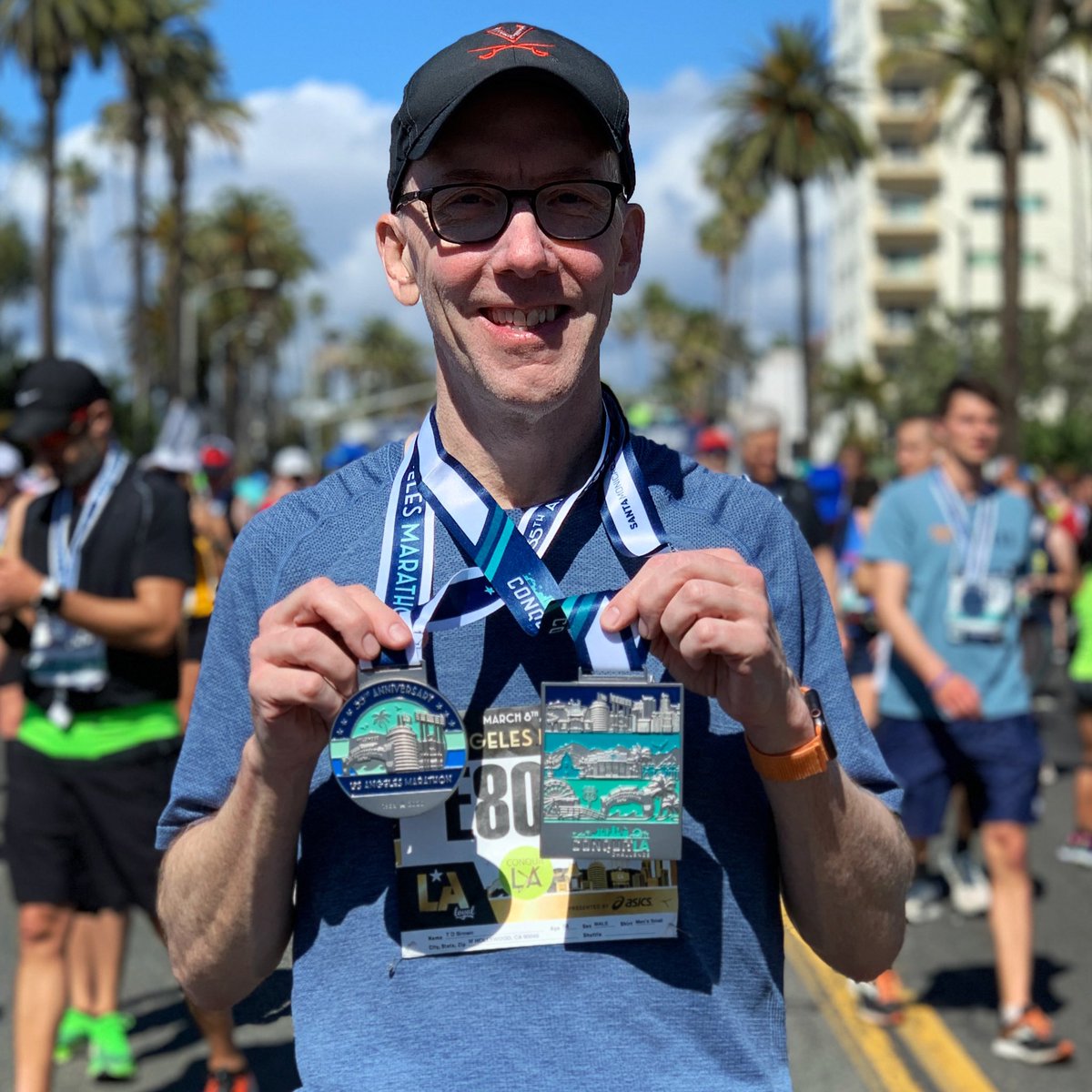 temple_runs's tweet photo. Alrighty — that’s a wrap on the 2020 Los Angeles Marathon. Bonus medal for also competing the Santa Monica 10K and Pasadena Half this season. See ya next year (if my knees hold up)!
.
#TempleRuns #LAmarathon #running #runner #RunningIsFun #HeartHealth @lamarathon @brooksrunning https://t.co/5pbOXA5Gt4