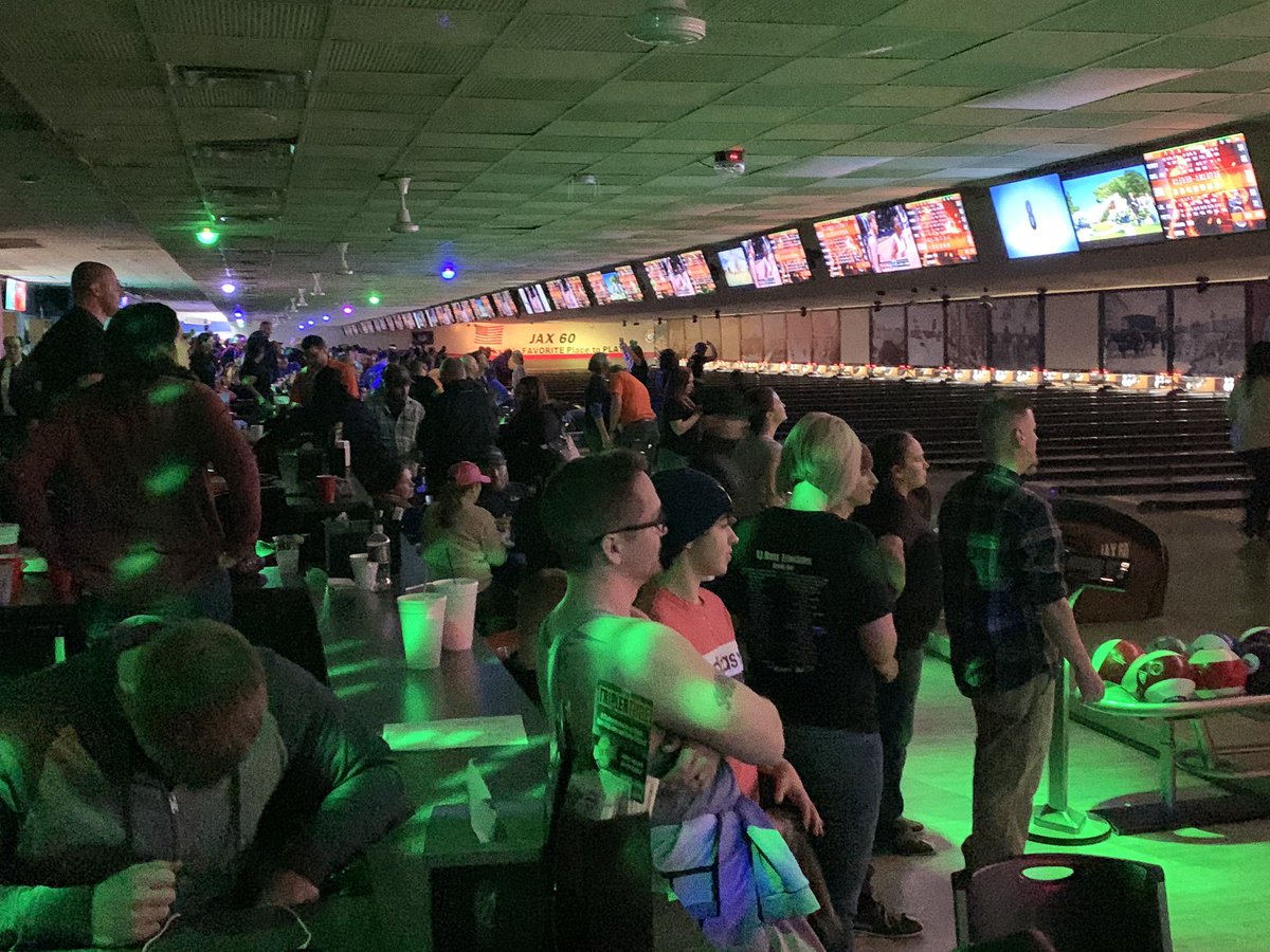 TonyBBBS's tweet photo. Thanks @hhjr79 and the best alumni around @VandySchools @vandy_athletics @ScottDLeach #JayhawkStrong #BeaBig #BowlingforKidsSake https://t.co/aU4ZoF7elD