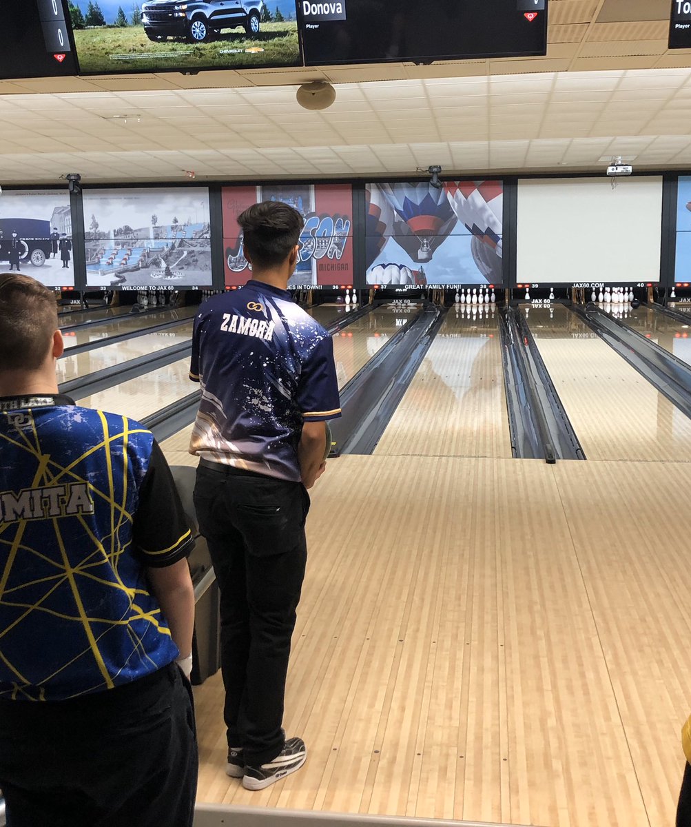 NathanGould18's tweet photo. Very proud of our entire Bowling Team and the season we had, boys and girls. It was all capped off by a State Finals appearance this weekend. Special thanks to his teammates and everyone else who came to support David as he finished 25th in the State. #LeeLegends @LeeLegendsAD https://t.co/TiKwm5t69S