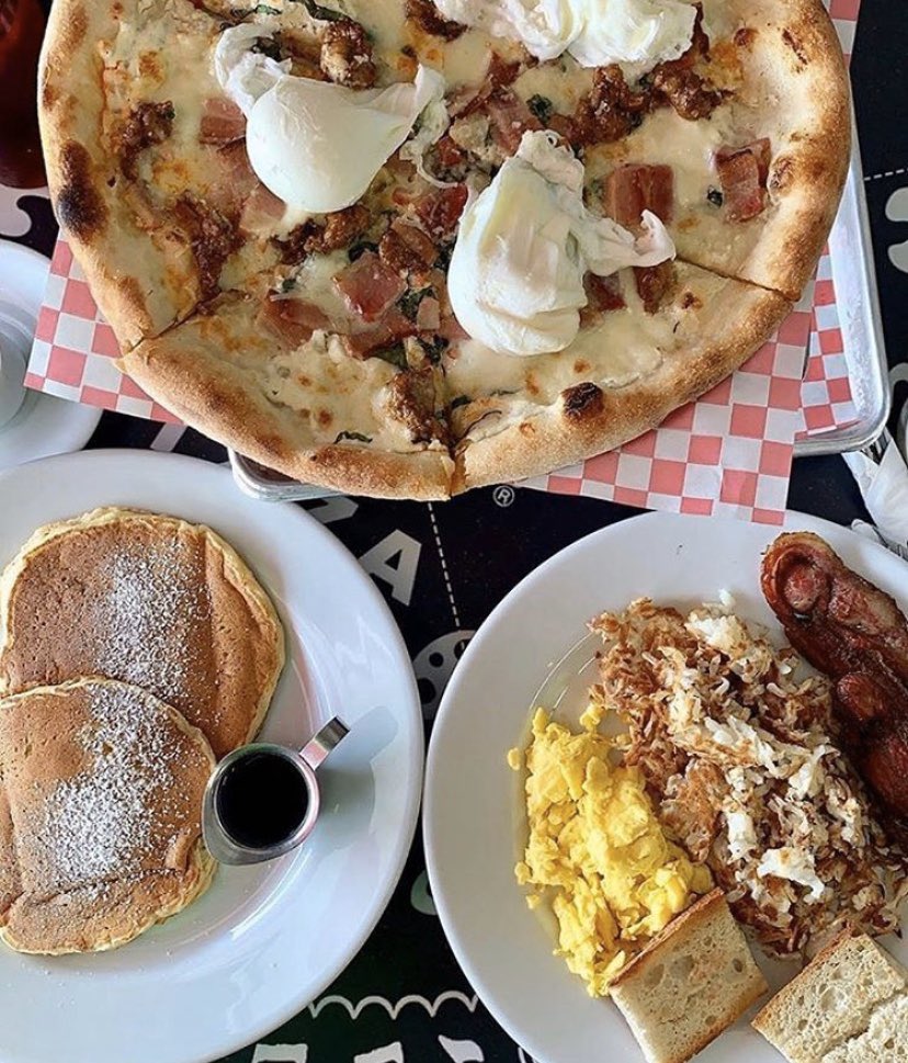 _deliciouspizza's tweet photo. Delicious Brunch serving until 3pm at #DeliciousPizzaWestAdams + breakfast all day everyday at #DeliciousPizzaHollywood! 🥞🥓🍕🍳🥂🍷🍻 Breakfast pizza, ricotta pancakes, eggs any style, breakfast burritos, mimosas and more! *Ask for our vegan options* • (photo by @foodgurula) https://t.co/jBcgfrskcs