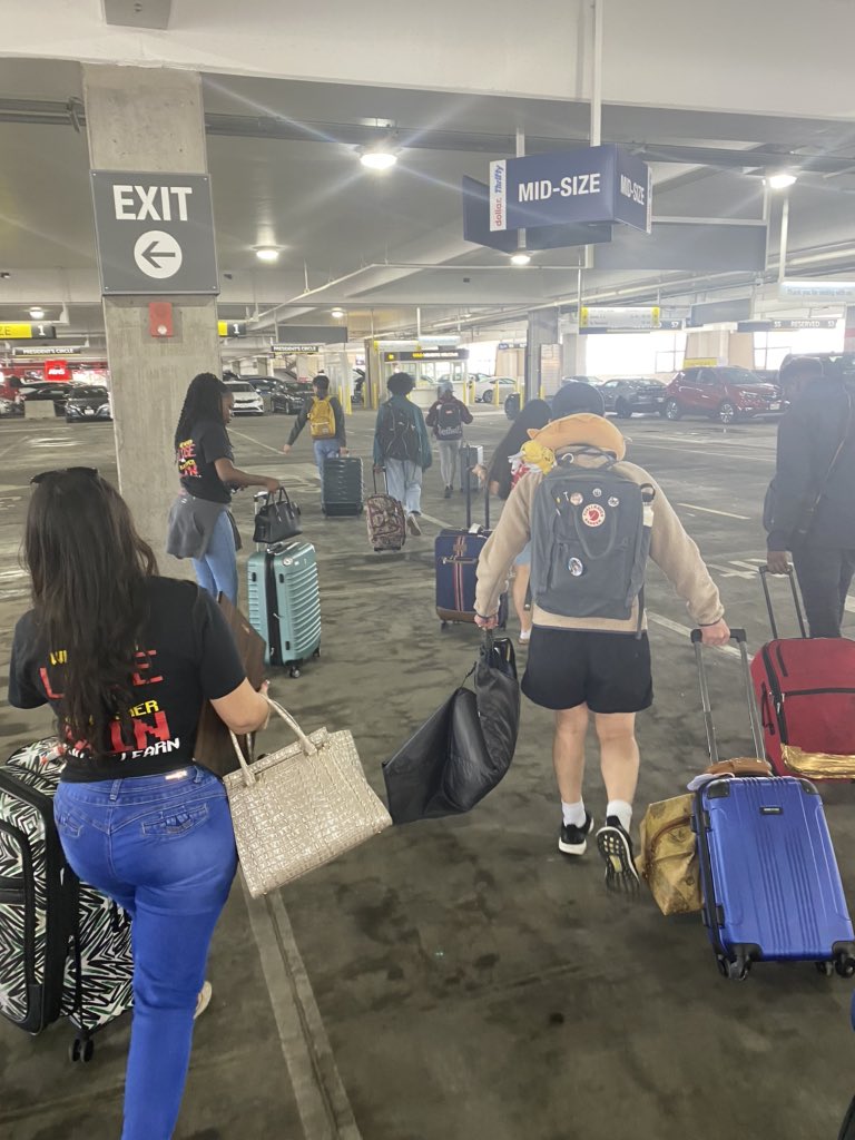 RenferdJoseph's tweet photo. We’re headed back from El Paso #TFAState2020. Really good trip 💯 https://t.co/bDwMny6U3s