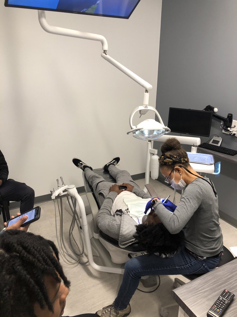 DrCoachDorsey's tweet photo. Special thanks to Dr. Dove and all the wonderful dentist that examined our student-athletes today. @VyronBrown31 and his staff implementing positive community presence and growth at Lane Nation!
#LCDFB @LaneAthletics https://t.co/mTWfvUgDsY
