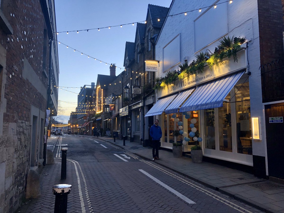 RuthFarenga's tweet photo. Wonderful dinner @lussmanns in #Oxford Hertfordshireβs finest restaurants opening in our old home! π‘ πππ
Gr8 2see what youβve done @AndreiLussmann - thx for welcoming us! We all had different types of MSC fish π£ π
#sustainabledining #mscfish https://t.co/ePnpHG6lmb