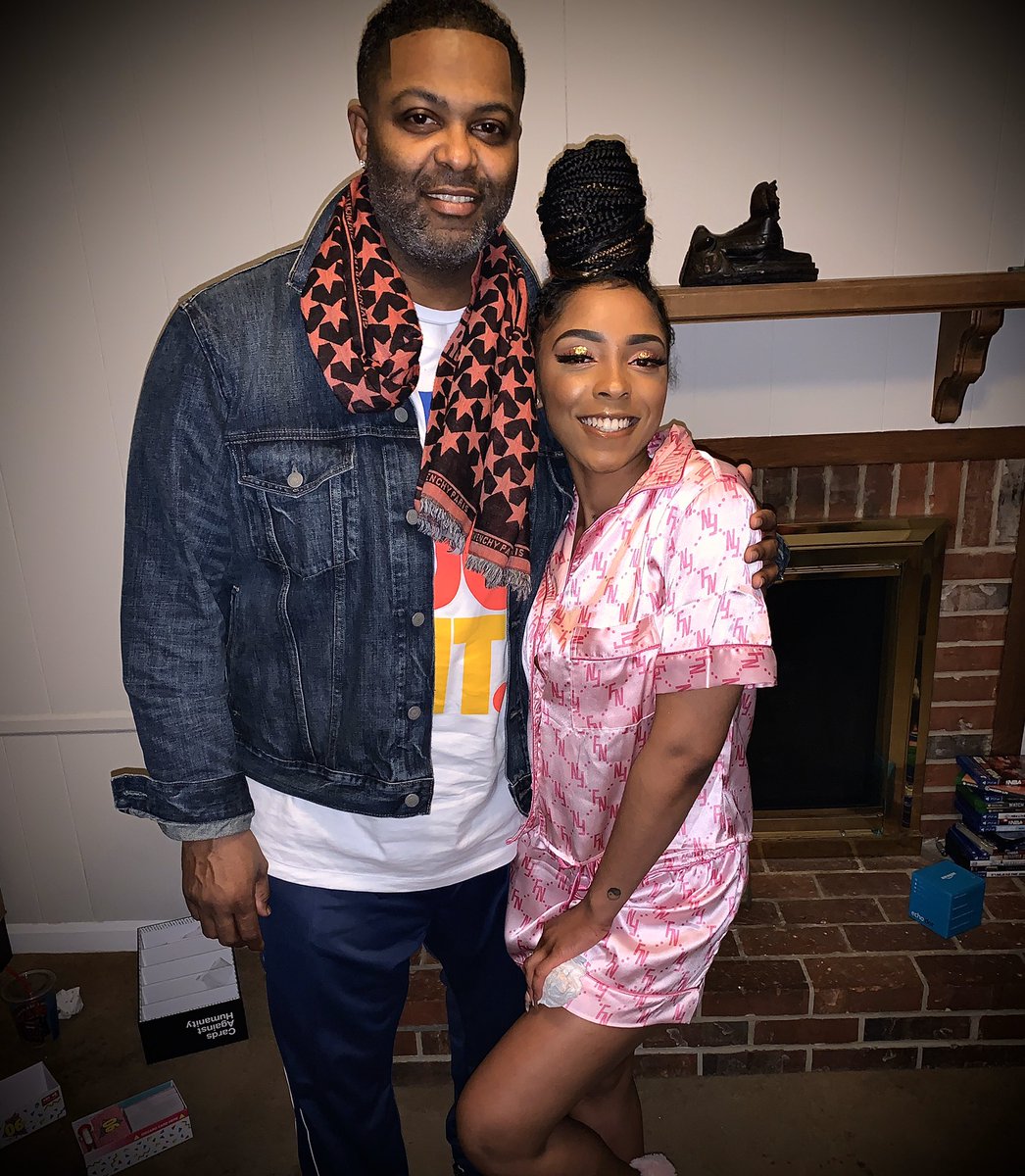 YorkCityCommish's tweet photo. Road trip yesterday to help this 👆🏾... my little “DYLSTAR” celebrate chapter #23.  Happy Birthday &amp; many more babygirl!  #girldad                         #lovemesomeher 💯❤️ https://t.co/tMAMQjAwyf