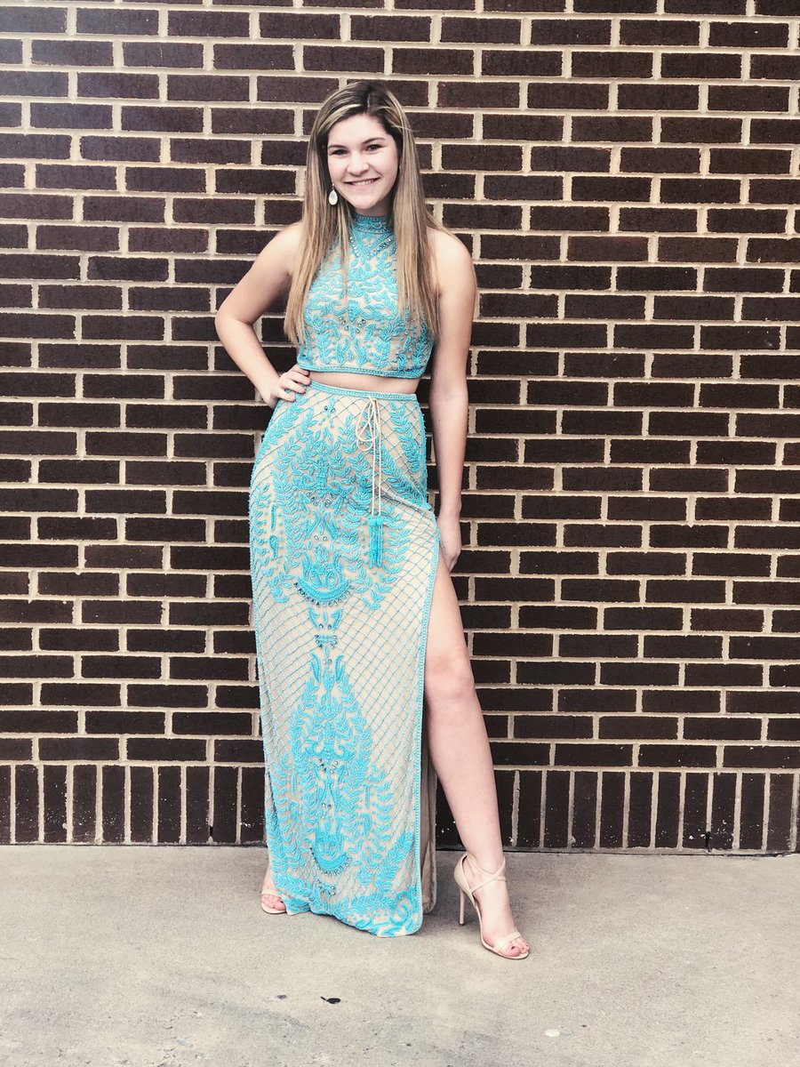 AnniesRoom's tweet photo. 🥰 @SherriHill #comeshoppingatanniesroom https://t.co/S9FsQebexj