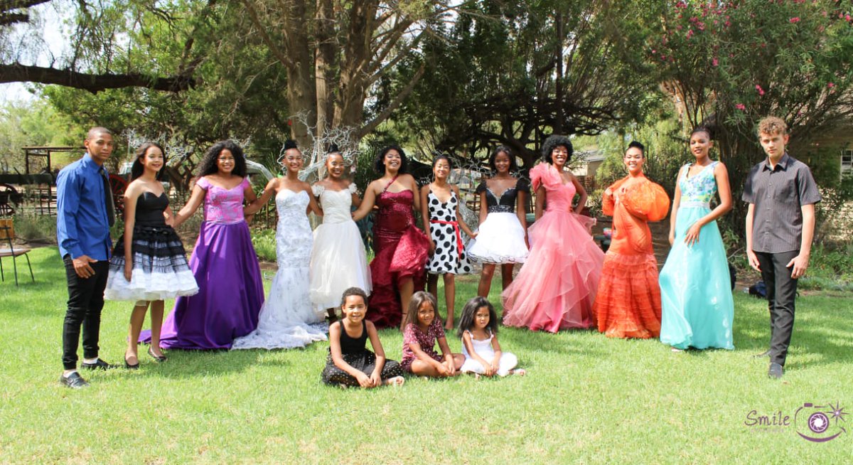 udleted's tweet image. Oudtshoorn Top Model Academy first Photoshoot for Yearly Calender &amp;amp; Local Magazine for international tourism attractions @SouthAfrica @SouthAfricaNet @WesternCapeDA @WesternCapeGov @gardenroute @CapeTownTourism @tourismgoi @tourismgoi