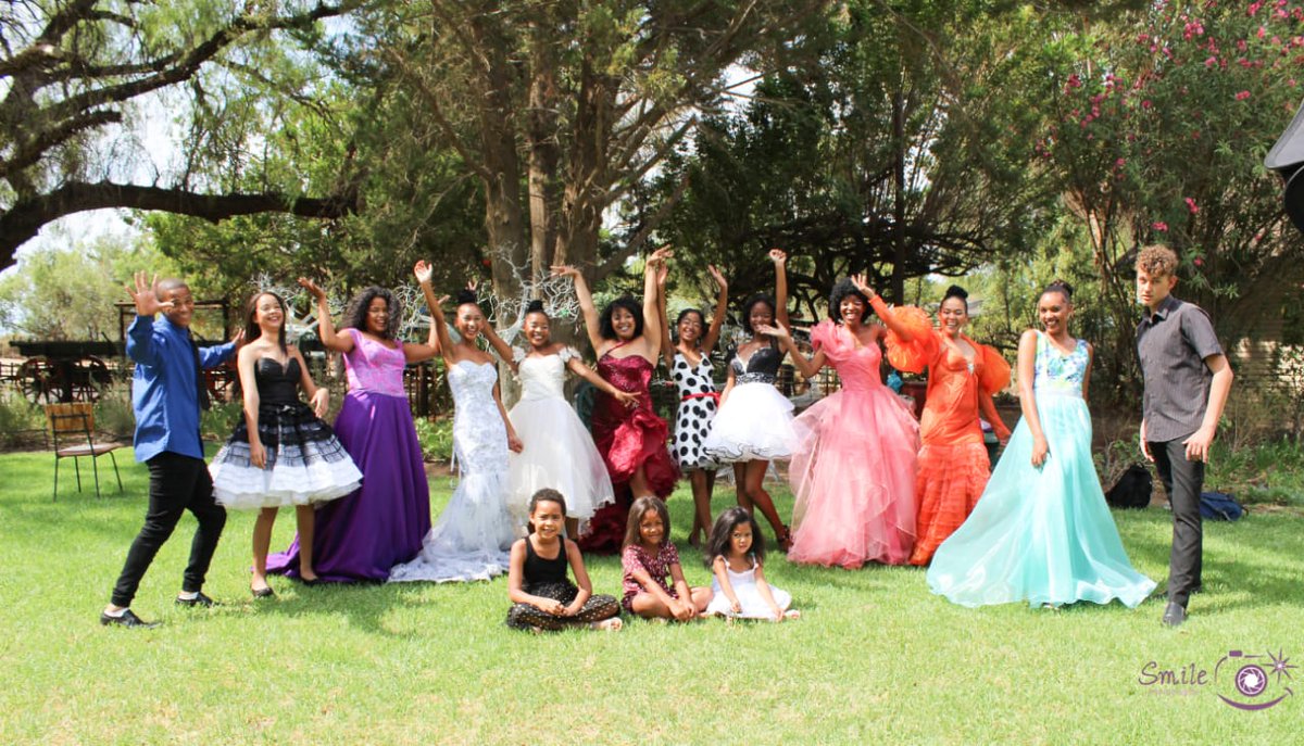 udleted's tweet image. Oudtshoorn Top Model Academy first Photoshoot for Yearly Calender &amp;amp; Local Magazine for international tourism attractions @SouthAfrica @SouthAfricaNet @WesternCapeDA @WesternCapeGov @gardenroute @CapeTownTourism @tourismgoi @tourismgoi