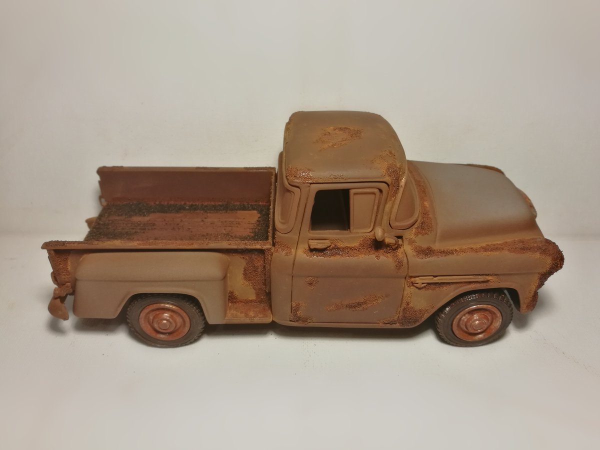 RustNDustUK's tweet photo. 1955 Chevy Stepside barn find now for sale on eBay: https://t.co/woBLZNurps
#Chevy #ChevyStepside #BarnFind #Diecast #Diorama #RustNDust https://t.co/93uhBYJkEd
