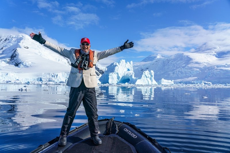 explorernatural's tweet photo. South of the Antarctic Circle on a sunny day doing a Zodiac cruise in 'Tickle Channel' and a ship cruise through 'The Gullet' into Marguerite Bay. What better way to celebrate than Zodiac cruise in the white jacket! #naturalexplorer #Gexpedition #EmracetheBizarre #whitejacket https://t.co/wDGpdFnQYP