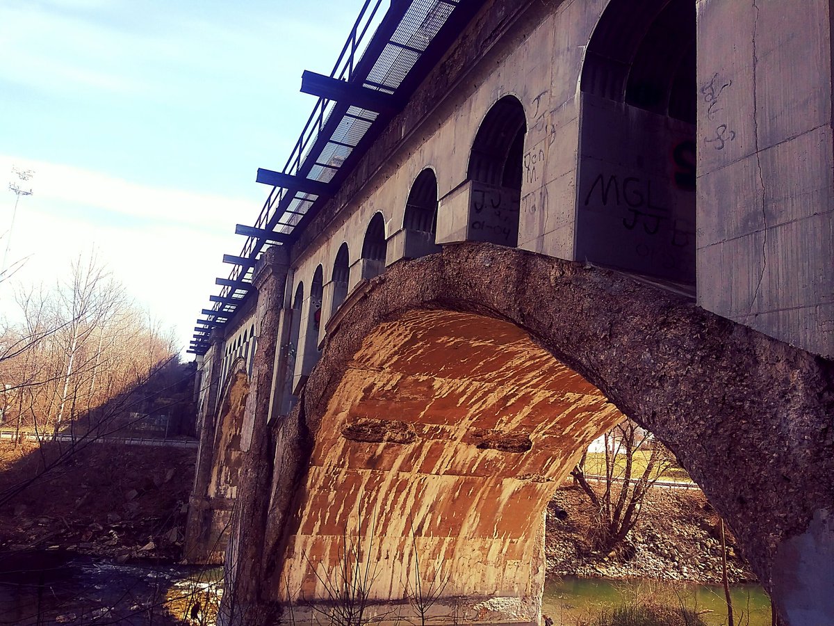 Avon Indiana haunted train bridge video coming soon
#haunted #hauntedtrainbridge #HauntedIndiana