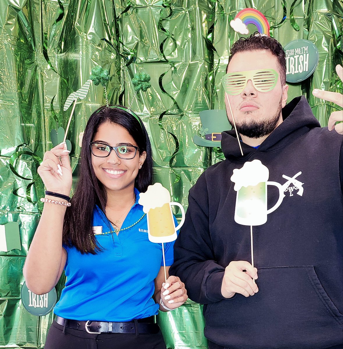 houstonsamsung's tweet photo. Did we have too much fun taking pictures? Maybe 😄 #S20Plus #picsfordays https://t.co/mMccPaI7C0