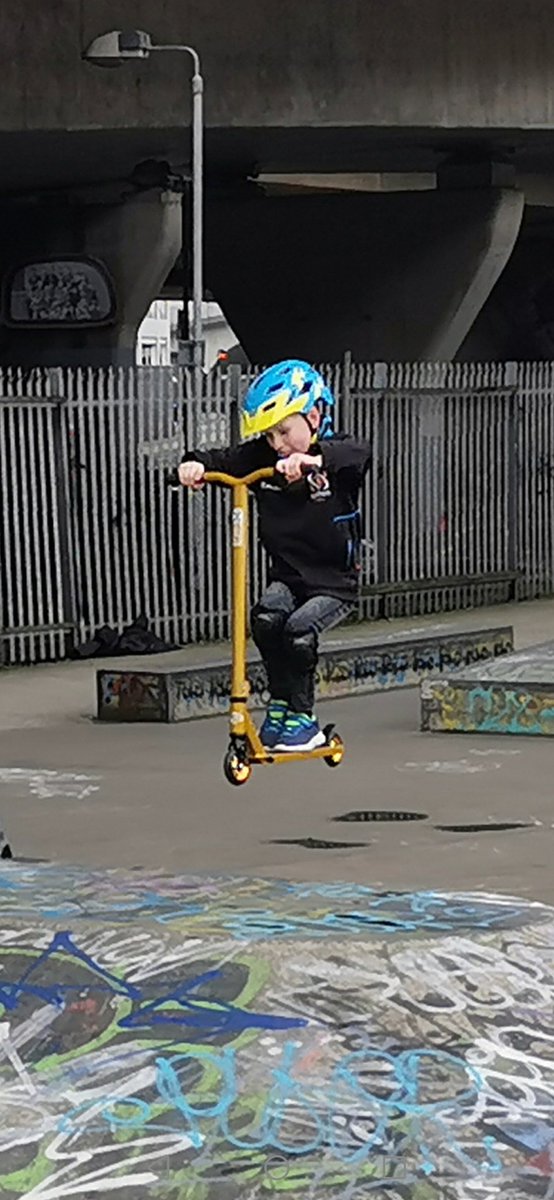 Wee man literally flying on his scooter lol