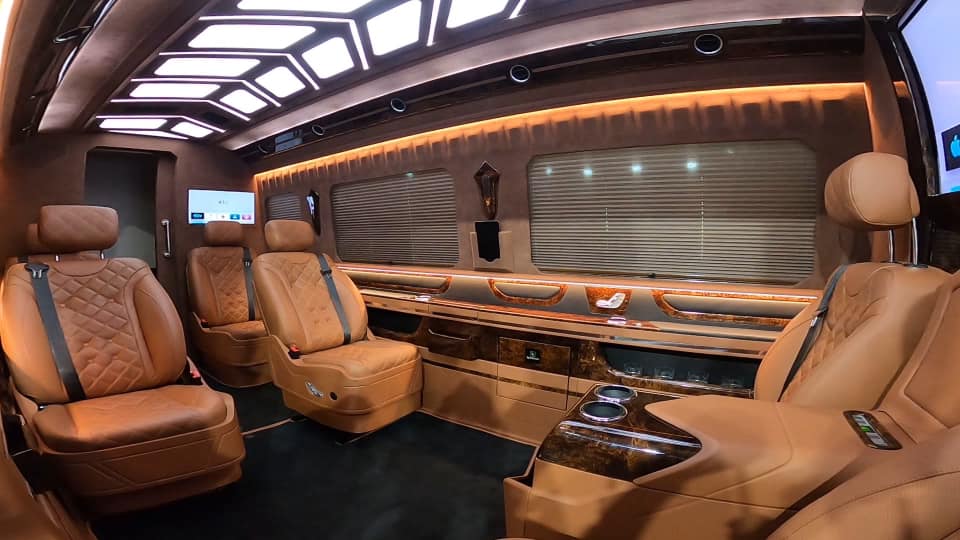 busworld's tweet photo. #Erduman, important builder focused in customized vans and midibus, were present at #BusworldTurkey2020 with elegant creations combining wood, leathers, conectivity, screens and other materials with luxe and style. #Busworld https://t.co/hlEEhXZgMv