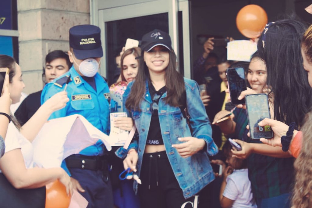 soyangieliever's tweet photo. AngieGuerrera 💙💙 https://t.co/lxRORoXRMw