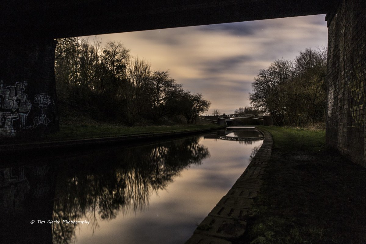 View under Cobbs Engine Bridge.

We have finally moved on from the Titford Pumphouse and returned to another of our favourite moorings - this time at the Bumblehole Nature Reserve.  #BlackCountry #bumbleholenaturereserve #cobbsenginebridge #netherton #w onephotographaday.org.uk/view-under-cob…