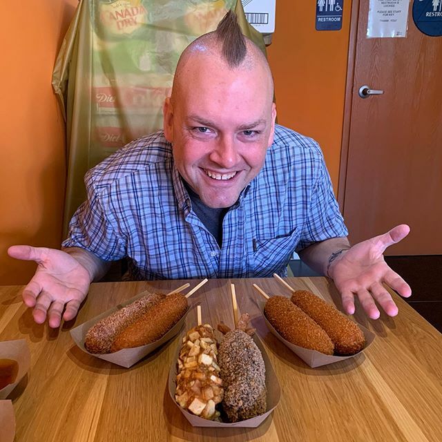 TeamDonsay's tweet photo. Lunch! We tried almost every hot dog at @myungranghotdog_sawtelle! 😯🌭 They were so good!! https://t.co/iemjbmEUSx