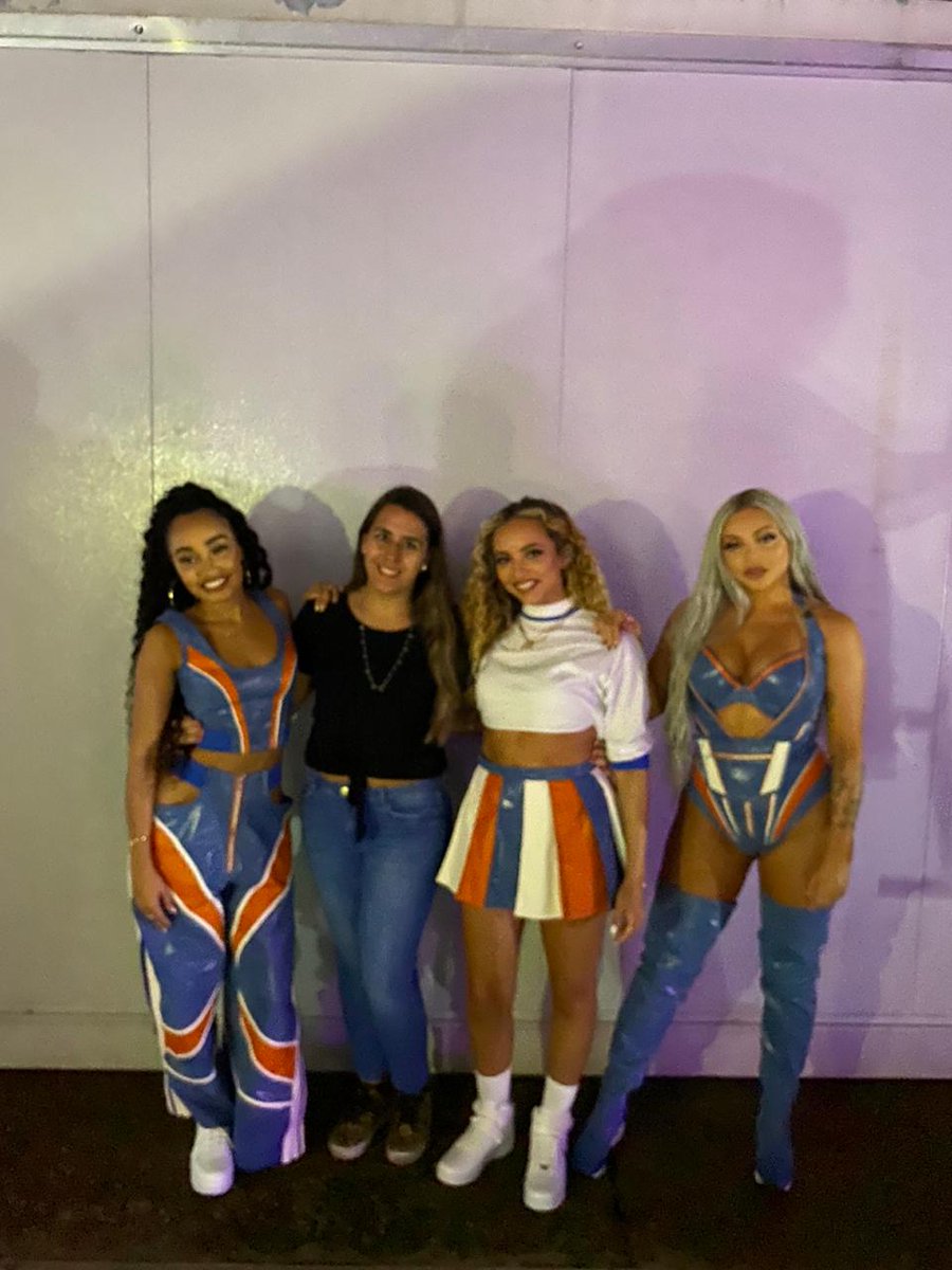 _mixersprojects's tweet photo. ¿Les gusta los outfits de las chicas?

Comenten usando los hashtag.

#LittleMixNoBrasil 
#LATAMLovesLittleMix 
#GRLSXLITTLEMIX 
#WeLoveYouPerrie 
@LittleMix https://t.co/HGiRIRNxvv