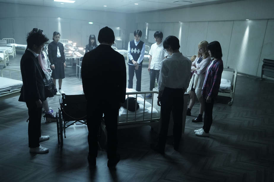 12 детей дорама. 12 самоубийц дорама. К12 дорама. Дорама 12 детей которые. Jûni-nin no shinitai kodomo-tachi (2019).