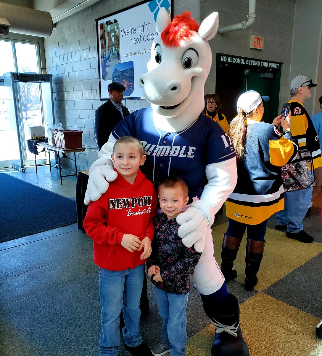 Wishing a Happy Birthday to Tux the Penguin! <a href="/RowdythePony/">Rowdy the Pony</a> enjoyed your special day celebrating with all his mascot friends ⚾️🏒!