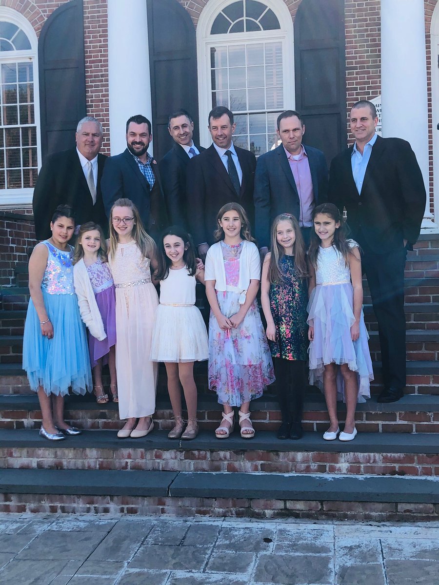 ColtsNeckSports's tweet photo. Getting ready for the Father Daughter Dance 🍭🍬 https://t.co/dUvMKR98KZ