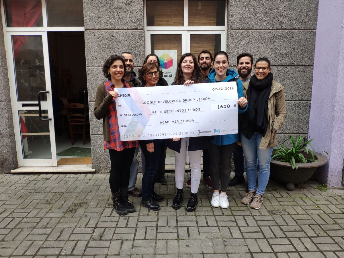 GDGLisbon's tweet photo. Last weekend, we visited @AcademiaCidada ​ - one of the non-profit associations to which we donated the ticket revenue of #devfest19 #DFLX. 

You can also #donate to this association here https://t.co/E0guOXEjhH  @googlenonprofit https://t.co/DrfxAP1pwj