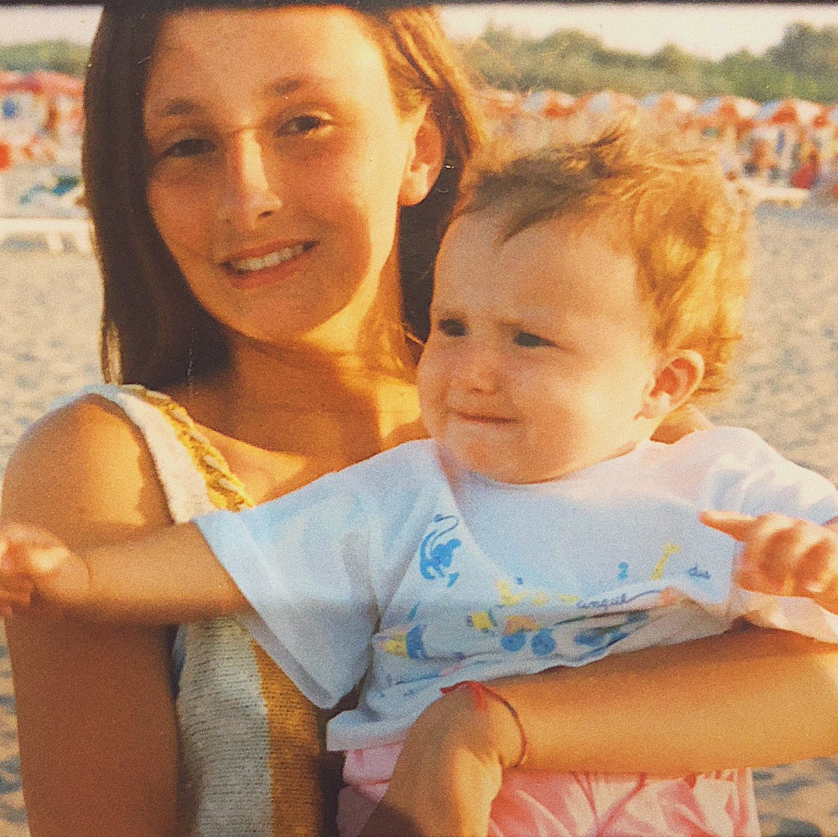 sissibgn's tweet photo. My big sister who kicked breast cancer’s ass last year and knows every single Disney movie by heart. She’s such a great sister and an equally great mum. #frakcancer #IWD2020 https://t.co/679cmebFSe