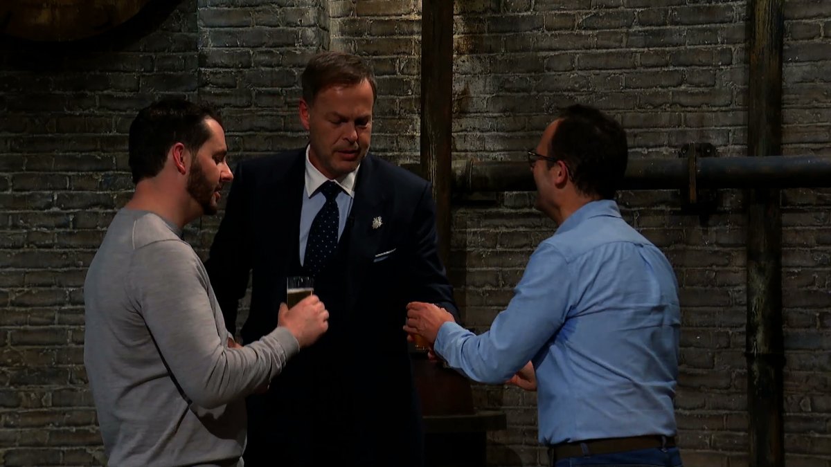BBCDragonsDen's tweet photo. Ladies and gentlemen: the Dragons are pleased to announce that refreshments are now being served at The Wall! #dragonsden https://t.co/4HV1WZ7Kjr