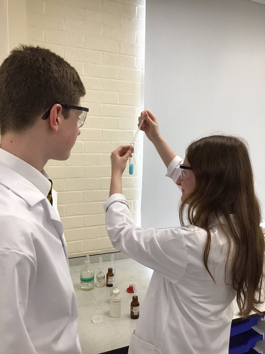 MissKBradley's tweet photo. Great to see our Headteacher Mrs Hammond in action with her Chemistry class last week @Campion_School #teachinghead #science #proudtobecampion https://t.co/htkCGYtlaR