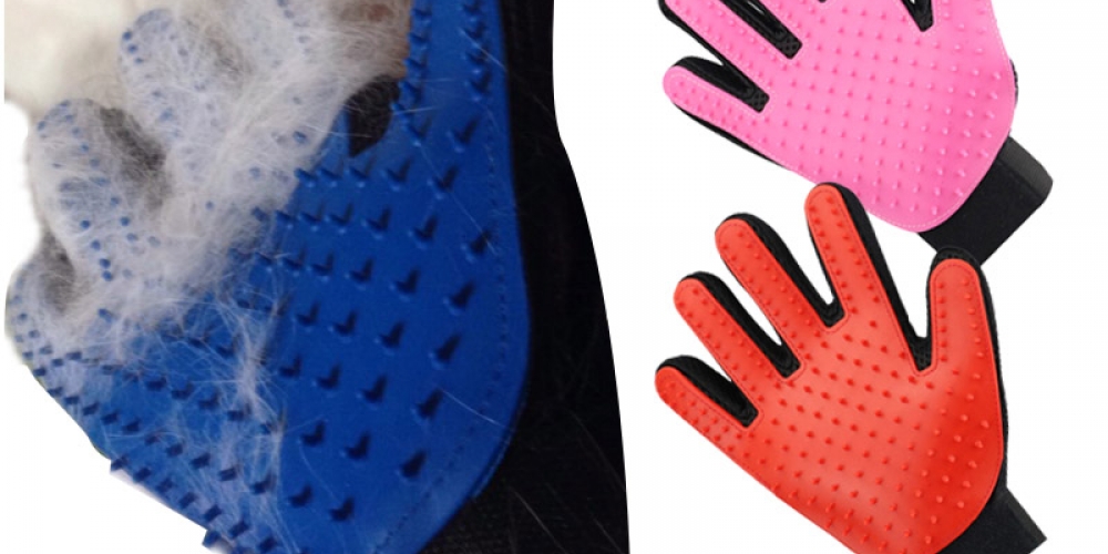 KittyFy3's tweet photo. Mittens Deshedding Cleaning Glove for Cat - FREE Shipping! Get it here:https://t.co/rfWwZkEobw https://t.co/pDkxZaBbtk