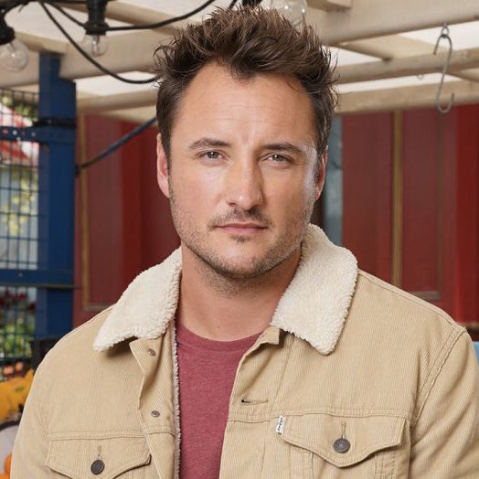 Martin Fowler: Dad boxers. Probably full of holes and skid marks. Proper mans man.