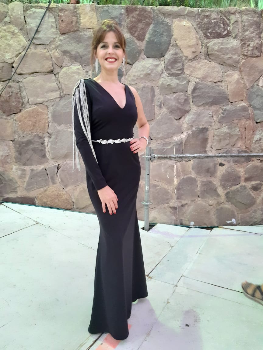 NormaLopez_ok's tweet photo. #LookNL para Daniela Galvan #periodista de @Canal9Televida
¡#Gracias por elegirnos! ❤️
Vestido by @VLbyANTOLIN https://t.co/dmDXM2LFEZ