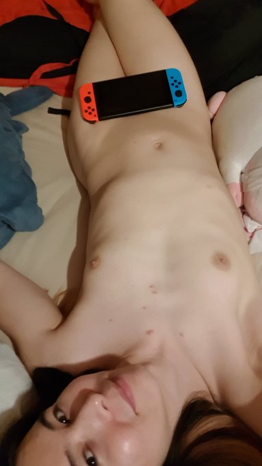 I'm here to smash Come chat and see more at https://t.co/yHnC1CTsJ2 #NakedUnderMyArmour #NSFW https://t<a href="/tag/nsfw"class="tags"><span>#nsfw</span></a><a href="/tag/nakedundermyarmour"class="tags"><span>#nakedundermyarmour</span></a>