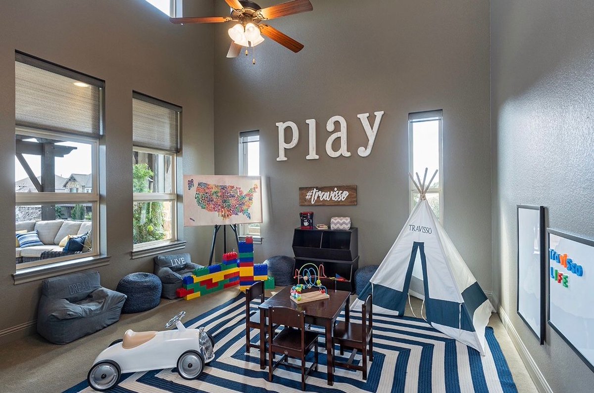TravissoAustin's tweet photo. ✨ Sunday Funday at Travisso is fun for all ages! Have you checked out our amenities?! ⁣

#luxuryhomes #welcomehome #gameroom #travisso #austinrealestate #luxuryliving #amenities #familyliving https://t.co/fp1Uugeoqx