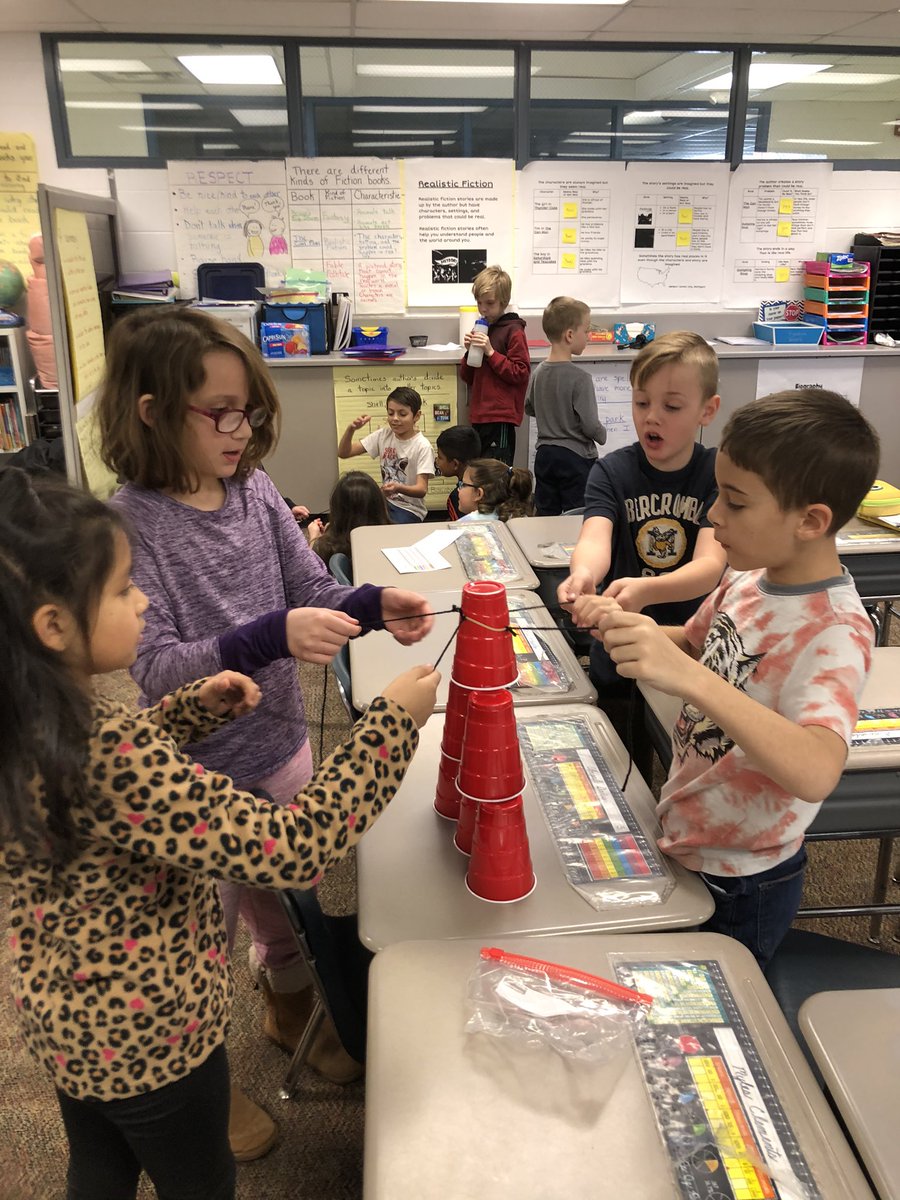 skinnerlaura64's tweet photo. We had a visit from the McHenry High School Mindset Commitee. Emma taught us all about The Three C’s in Teamwork with some fun challenges! #communication #cooperation #courage #thirdistheword #enjoytheview @VV_Voyagers https://t.co/s6Nj0SXpDI