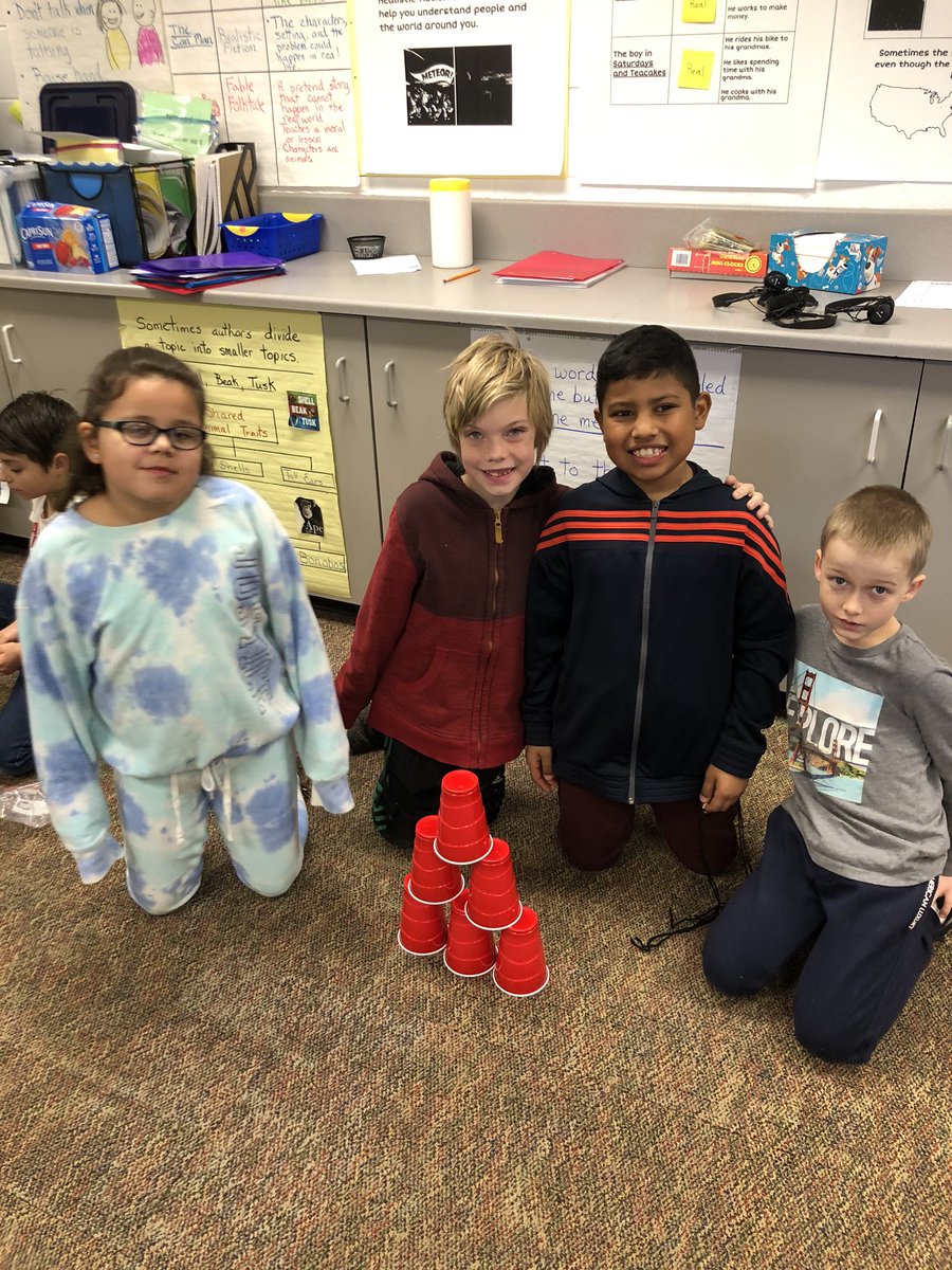 skinnerlaura64's tweet photo. We had a visit from the McHenry High School Mindset Commitee. Emma taught us all about The Three C’s in Teamwork with some fun challenges! #communication #cooperation #courage #thirdistheword #enjoytheview @VV_Voyagers https://t.co/s6Nj0SXpDI