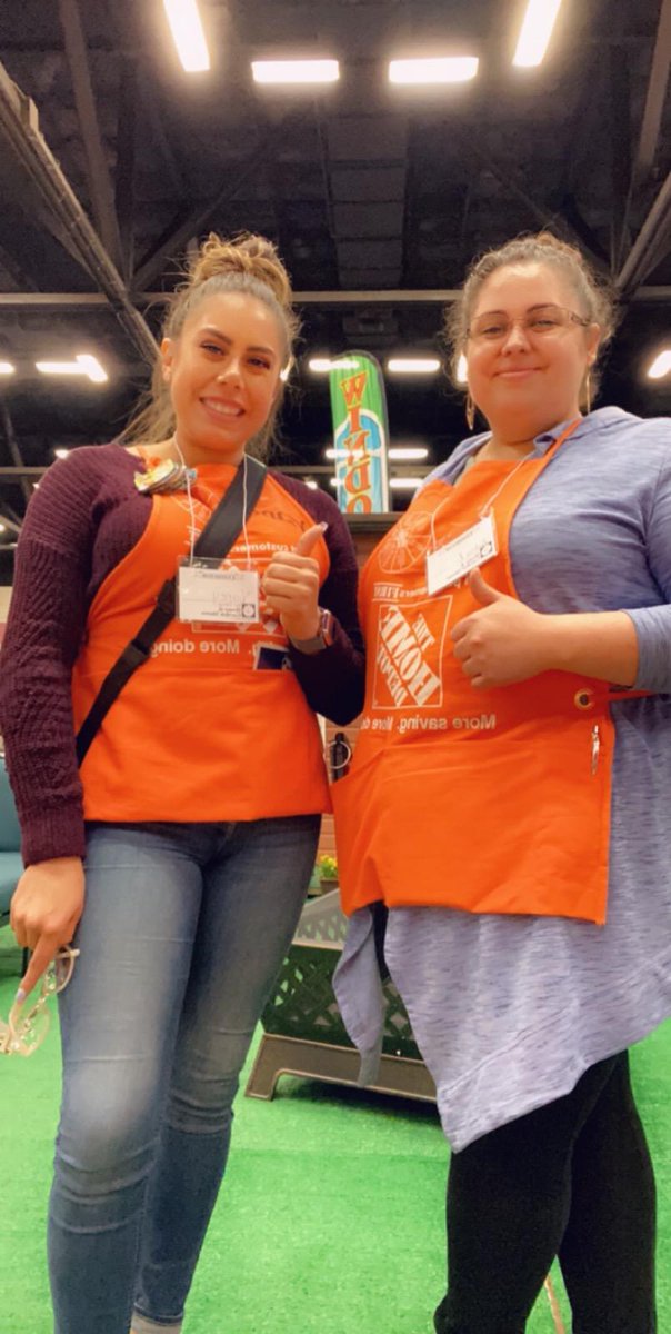 Sunday funday! Great job ladies at today's home and garden expo! THD Home Services is here for all your home improvement needs 😁 <a href="/r_zubia/">CAMG</a> <a href="/laroldan32/">Laura Roldán🇲🇽</a> <a href="/HomeDepot0522/">Home Depot 0522</a> @Fuerstenberg15 <a href="/raquelrr34/">Raquel Ramirez</a>