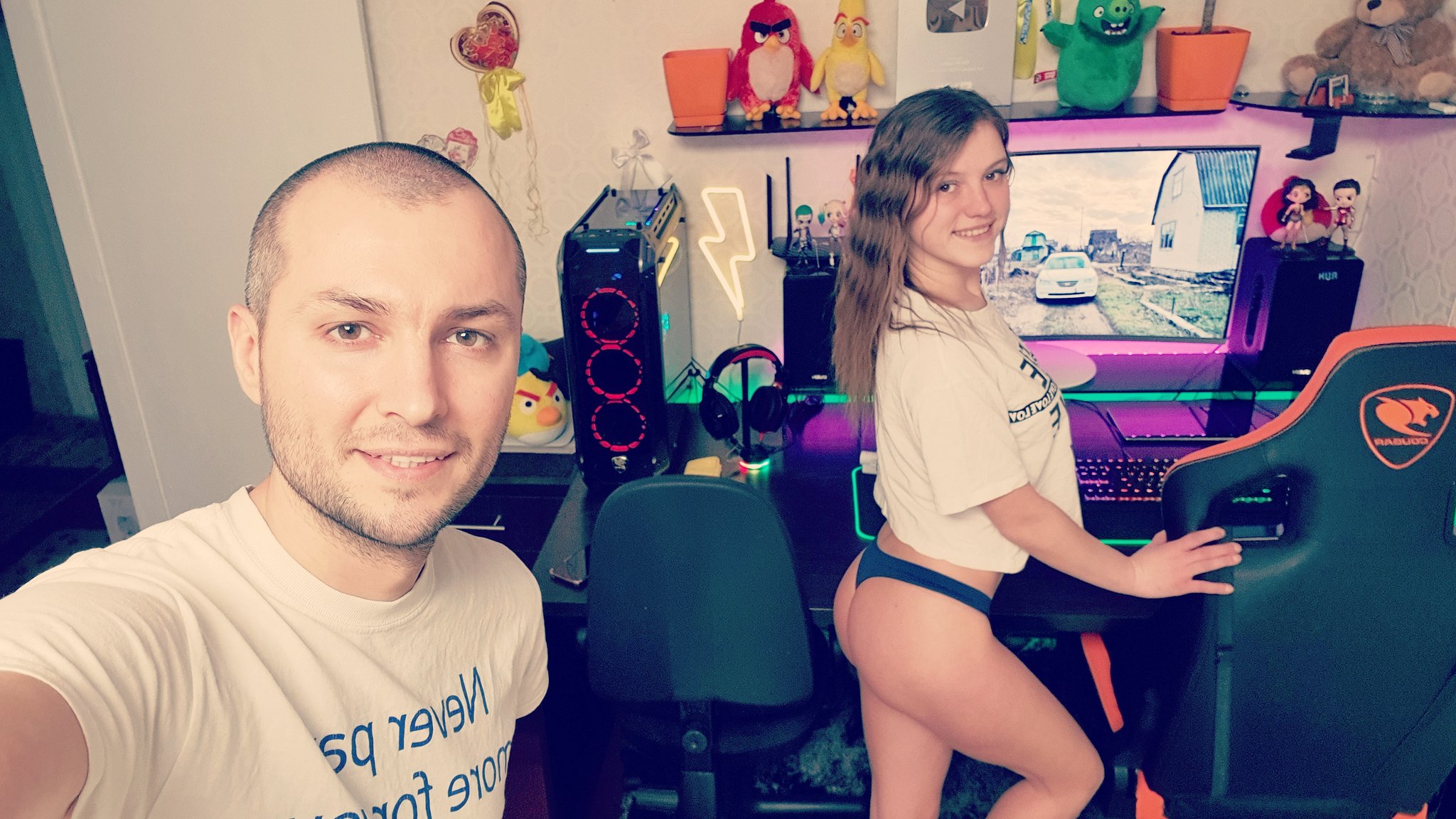 Family Lapkin on X: 😈😈😈 familylapkin 😍😍😍 youtube samsung  kremenchug блогер ютуб кременчуг bloger rgb cougar  t.coxYhcHPybW3  X