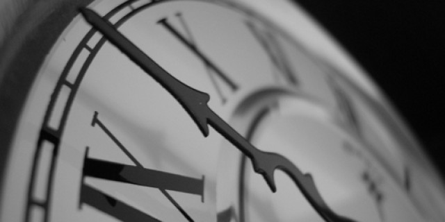 LifeUOnline's tweet photo. Daylight saving time reminder: today clocks spring forward. We lose an hour now but we're guaranteed to find it back in fall 😊 https://t.co/ful95GtnFf