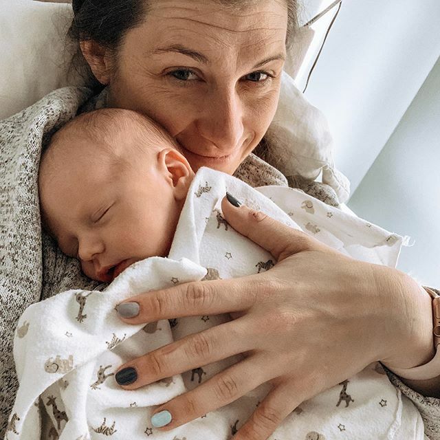 TeamTitaniumHQ's tweet photo. •
Strong enough to bear the children, then get back to business #internationalwomensday #momAF #dailydoseofottochamp #postpartum #likeachamp https://t.co/0JfnwjYZr7 https://t.co/00XN85Zpg6