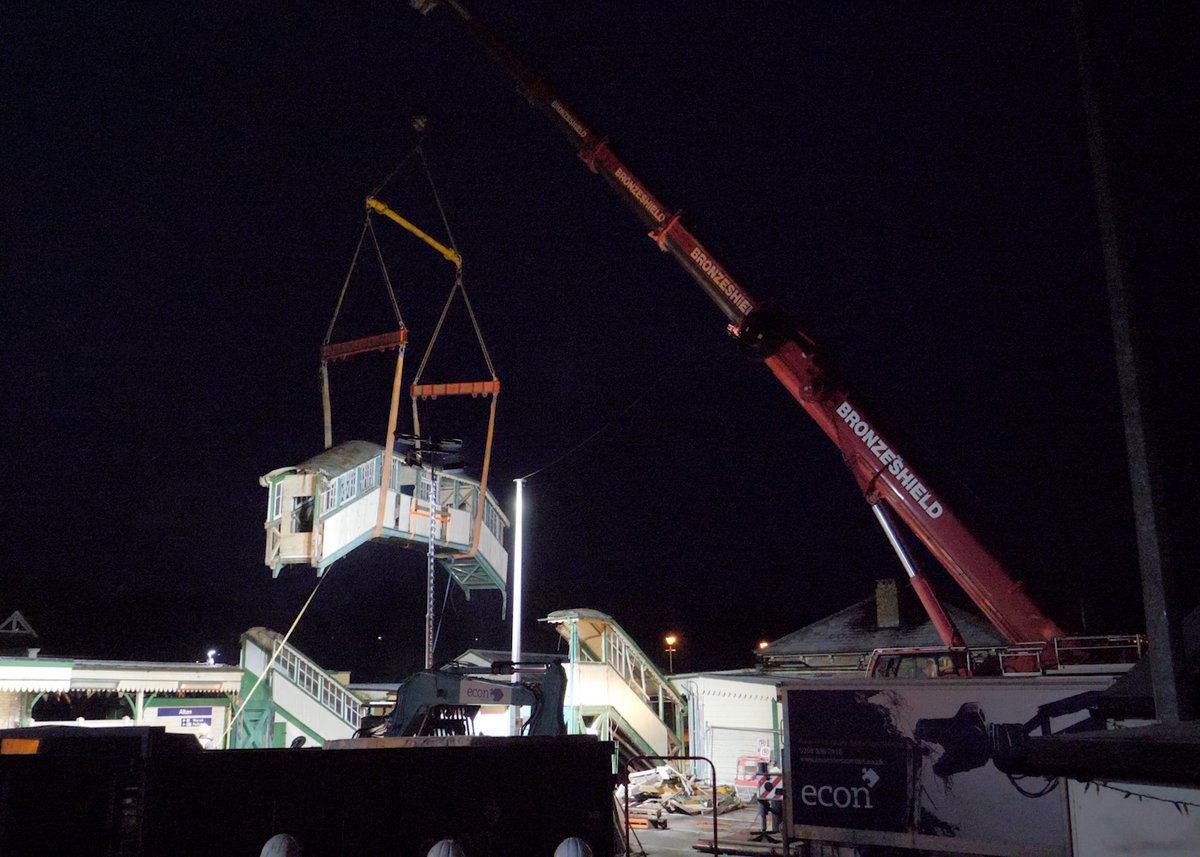 aerialviewuk's tweet photo. Had an early 3am start at the weekend filming Phill Bascombe Haulage's transportation of an old Victorian Bridge at Alton Station to a site where it will be restored to its former glory! 🎥🎬🙂
#railway #altonbridge #restoration #drone #aerialphotography #trains https://t.co/XZgqOSTUBC
