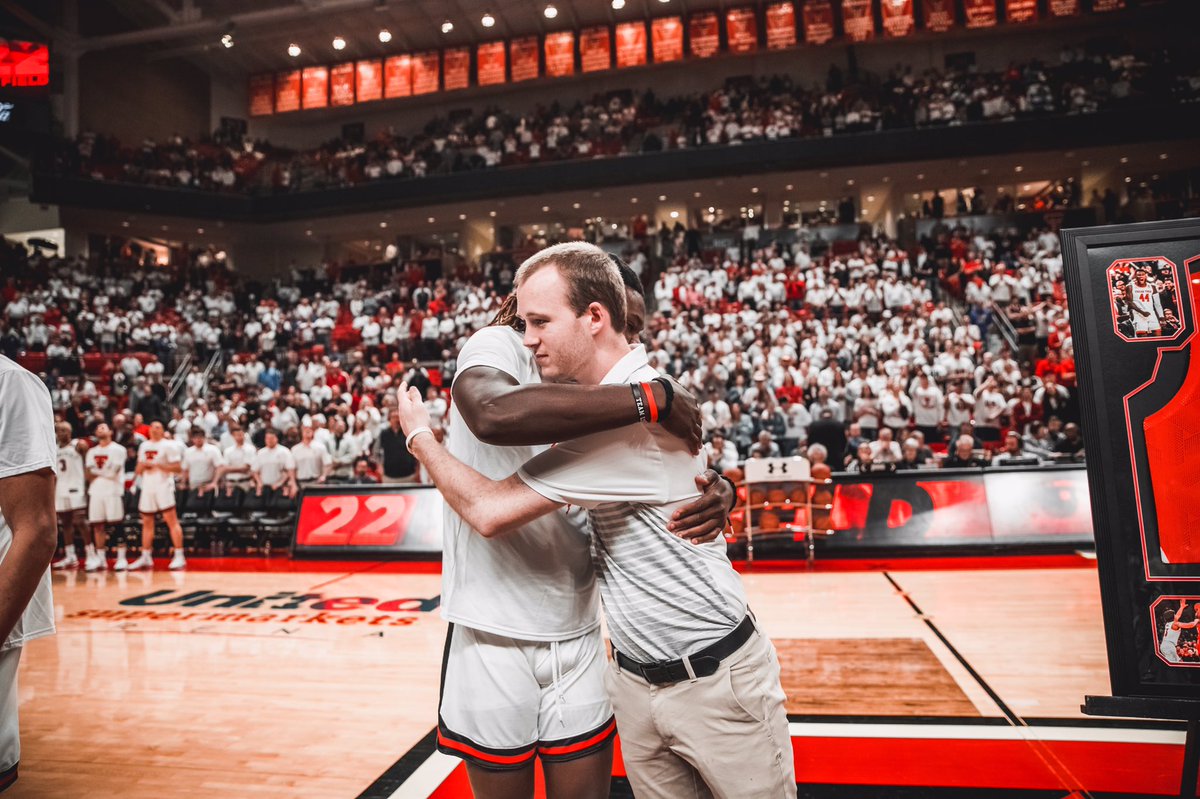 Cooper Anderson tweet media